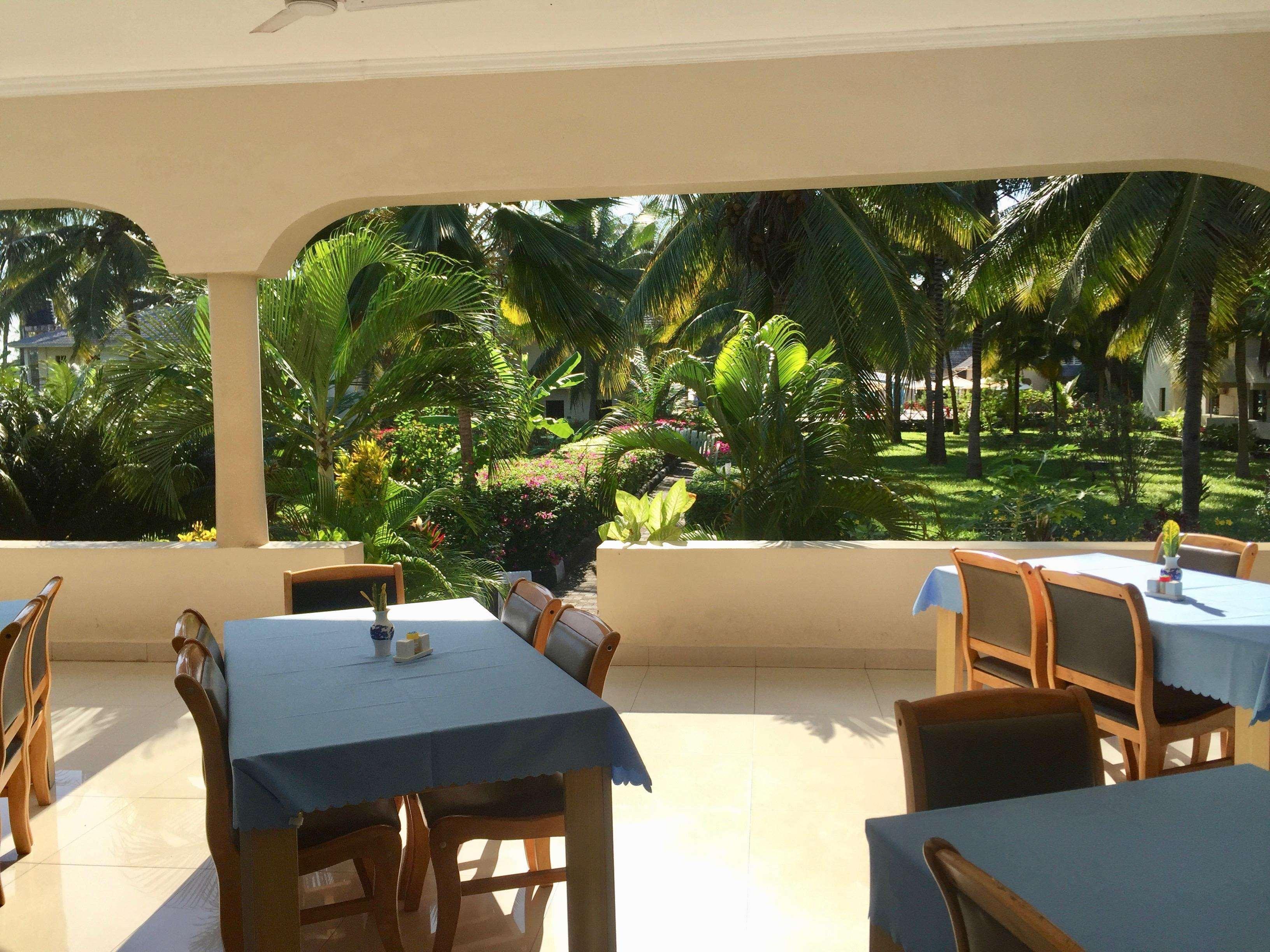 Oceanic Bay Hotel & Resort Bagamoyo Esterno foto
