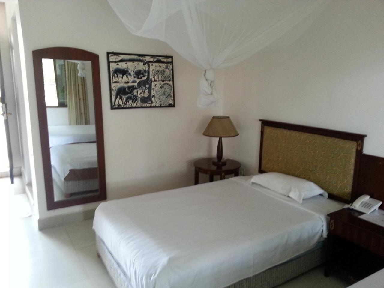 Oceanic Bay Hotel & Resort Bagamoyo Esterno foto